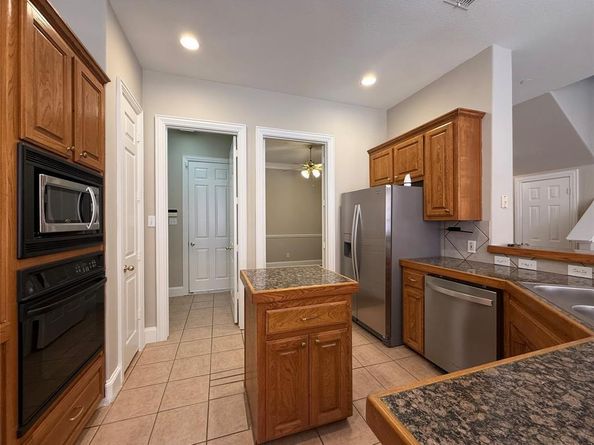 532  Silver Maple Drive , Irving Texas 75063