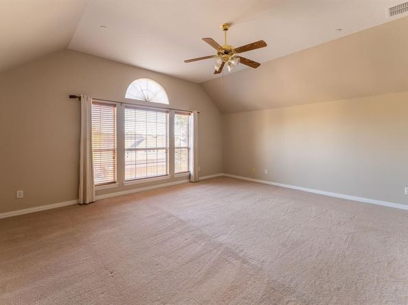 532  Silver Maple Drive , Irving Texas 75063