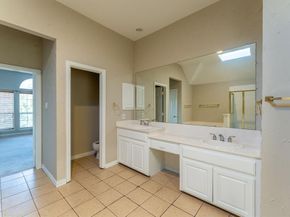 532  Silver Maple Drive , Irving Texas 75063