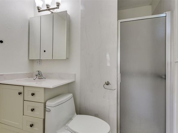 425 W Pleasantview Drive , Hurst Texas 76054