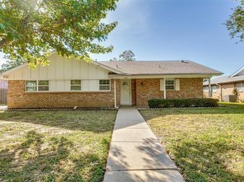 425 W Pleasantview Drive 