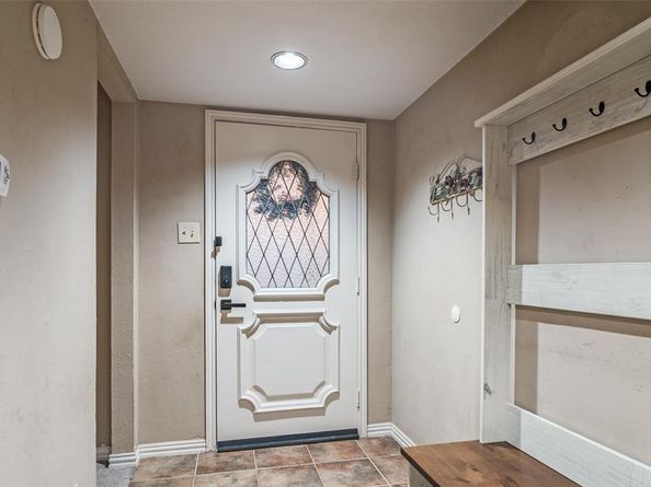 546  Briarcliff Drive , Garland Texas 75043