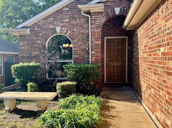 6725  Sierra Madre Drive , Fort Worth Texas 76179