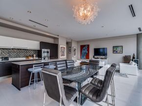 2408  Victory Park Lane  933, Dallas Texas 75219