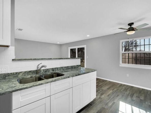 3450  Silverhill Drive , Dallas Texas 75241