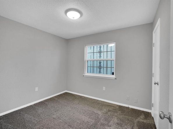 3450  Silverhill Drive , Dallas Texas 75241