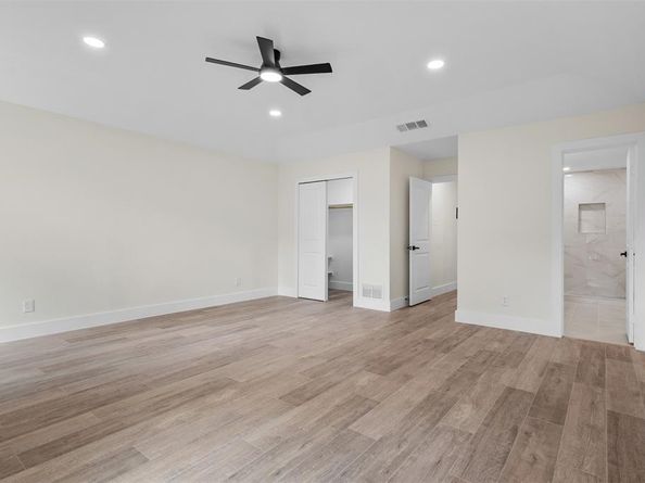 2816  Quail Ridge Drive , Carrollton Texas 75006