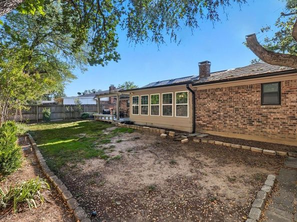 2908  Steve Drive , Hurst Texas 76054