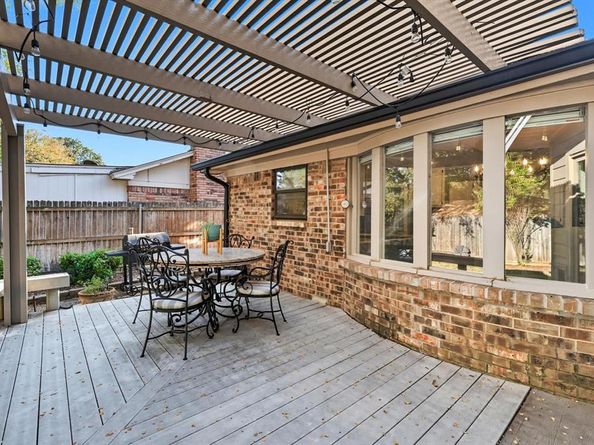 2908  Steve Drive , Hurst Texas 76054