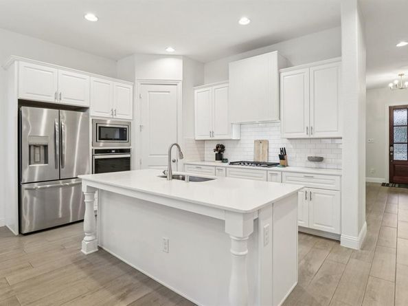 2911  Spring Creek Trail , Prosper Texas 75078