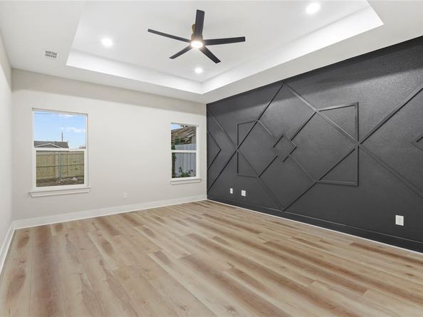 1420  Morrell Avenue , Dallas Texas 75203