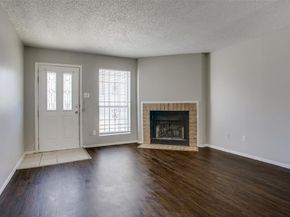 10500  Lake June   H03, Dallas Texas 75217