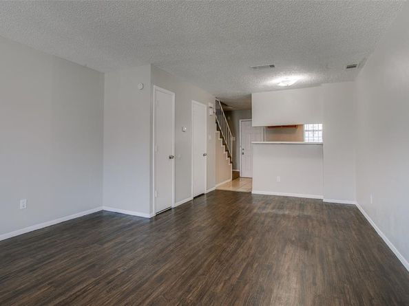 10500  Lake June   H03, Dallas Texas 75217