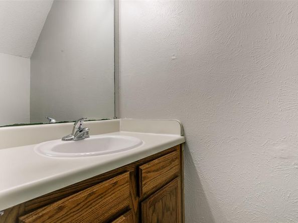 10500  Lake June   H03, Dallas Texas 75217