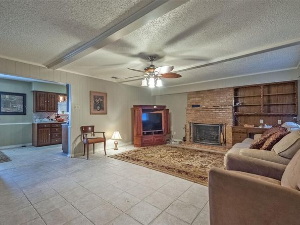 5311  Banting Way , Dallas Texas 75227