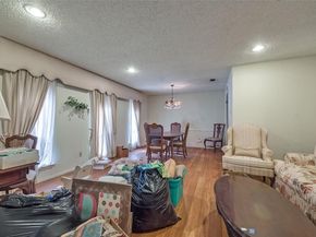 5311  Banting Way , Dallas Texas 75227