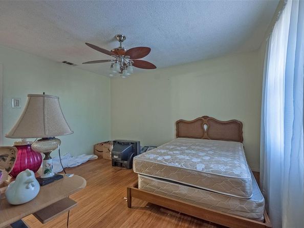 5311  Banting Way , Dallas Texas 75227