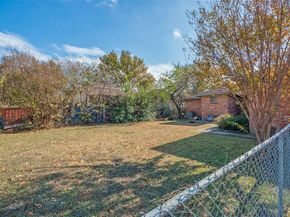 5311  Banting Way , Dallas Texas 75227