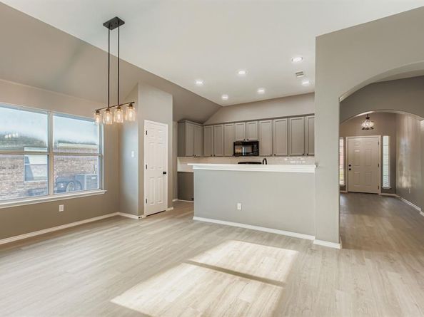 7723  Water Fowl Trail , Arlington Texas 76002