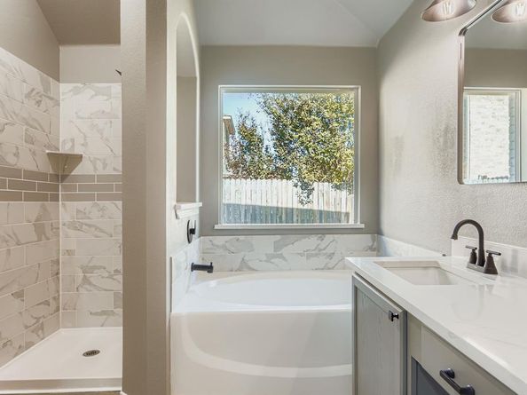 7723  Water Fowl Trail , Arlington Texas 76002