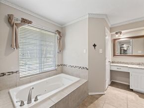 817  Sylvan Drive , Fort Worth Texas 76120