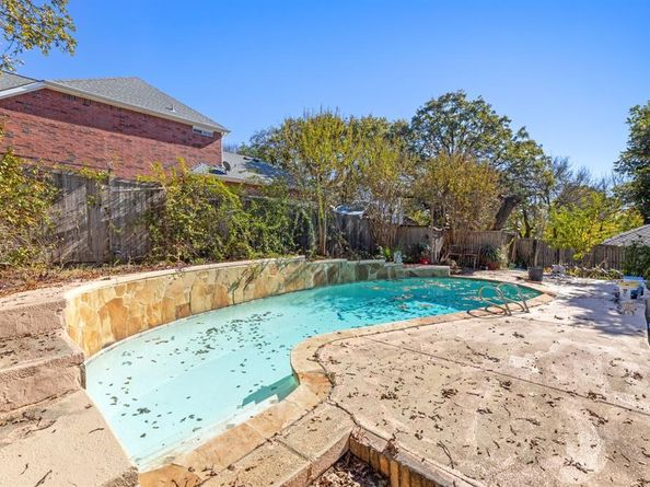 817  Sylvan Drive , Fort Worth Texas 76120