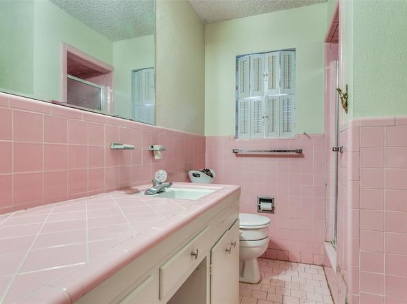 8516  La Jolla Court , Benbrook Texas 76116