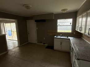 625  Midvale Drive , Dallas Texas 75232