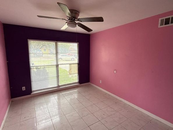 625  Midvale Drive , Dallas Texas 75232