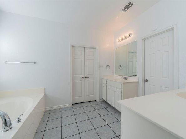 7042  Hedgebrook Drive , Dallas Texas 75249