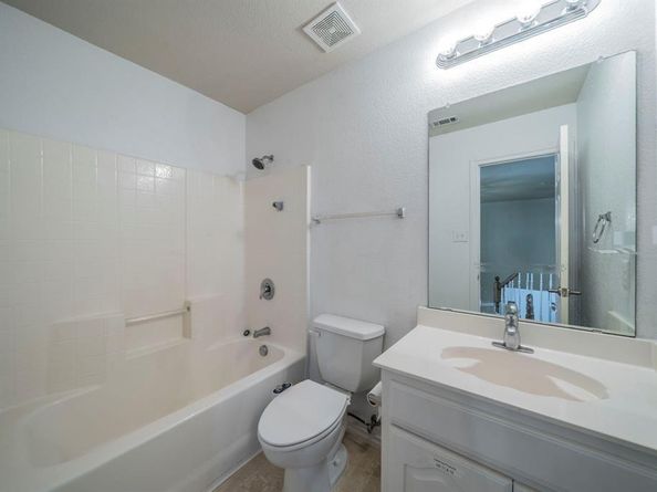 7042  Hedgebrook Drive , Dallas Texas 75249