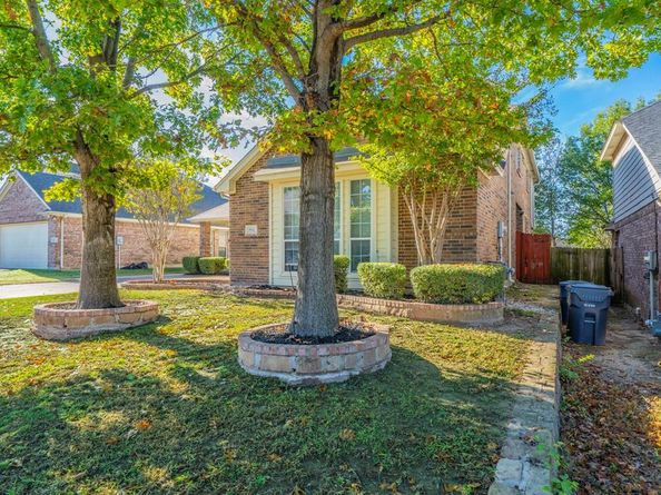 7042  Hedgebrook Drive , Dallas Texas 75249