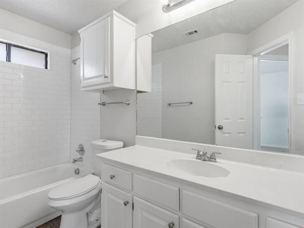 1741  Circle Creek Drive , Lewisville Texas 75067