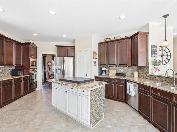 2209  Sagebrush Drive , Flower Mound Texas 75028