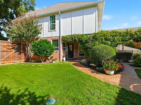 2209  Sagebrush Drive , Flower Mound Texas 75028