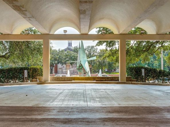 6211 W Northwest Highway  2401, Dallas Texas 75225