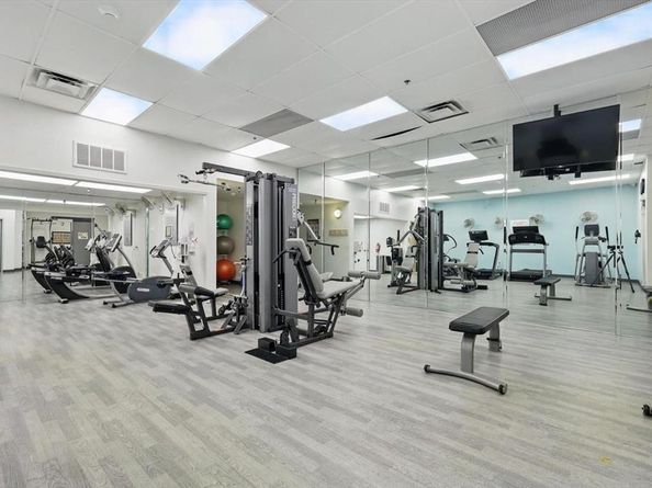 6211 W Northwest Highway  2401, Dallas Texas 75225