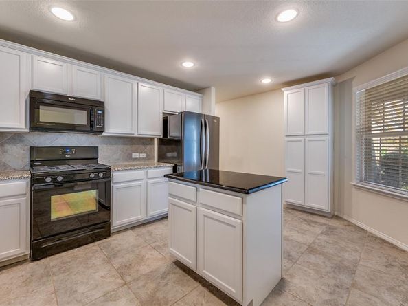 2325  Beachfront Drive , Frisco Texas 75036