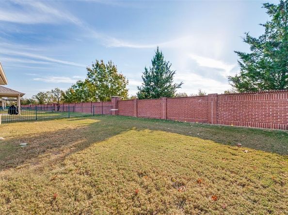 2325  Beachfront Drive , Frisco Texas 75036