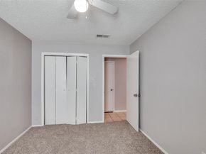 6101  Kelly Elliott Road , Arlington Texas 76001