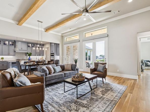 4309  Laura Lane , Flower Mound Texas 75022