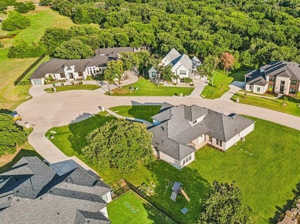 4309  Laura Lane , Flower Mound Texas 75022