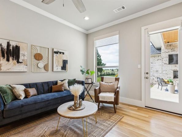 4309  Laura Lane , Flower Mound Texas 75022