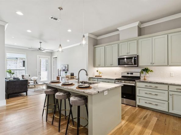 4309  Laura Lane , Flower Mound Texas 75022