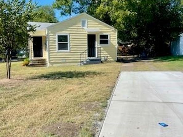 1451  Greenbrier Drive , River Oaks Texas 76114