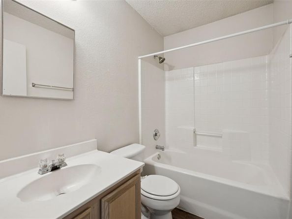 1438  Stewart Drive , Rockwall Texas 75032