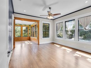 4803  Swiss Avenue , Dallas Texas 75204