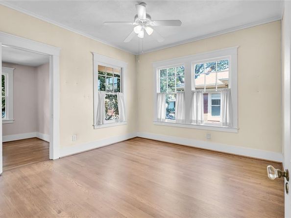 4803  Swiss Avenue , Dallas Texas 75204