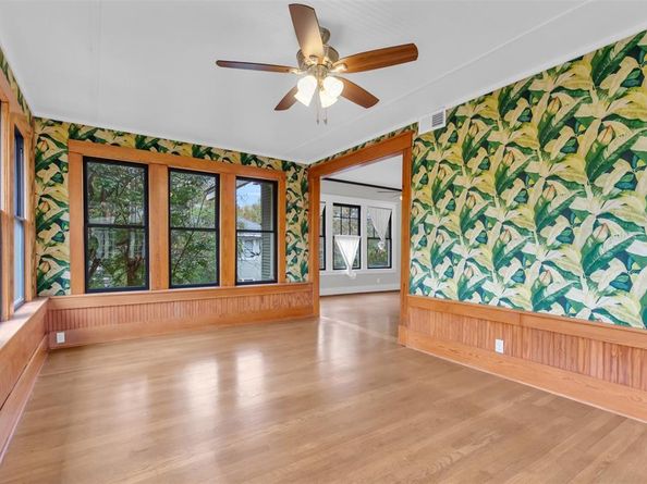 4803  Swiss Avenue , Dallas Texas 75204