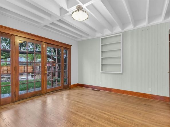 4803  Swiss Avenue , Dallas Texas 75204